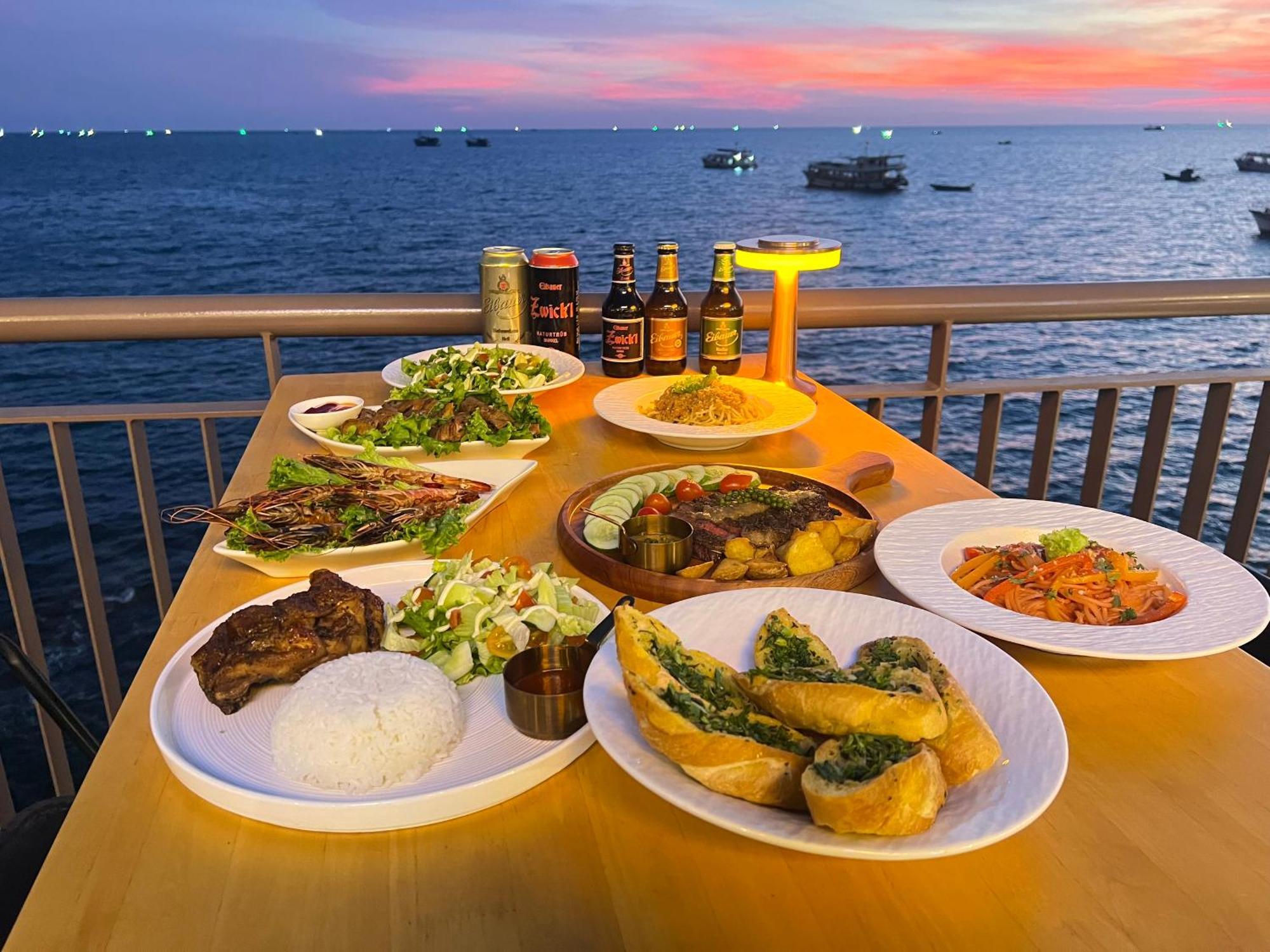 Aparthotel Sunset Sorrento Phú Quốc Exterior foto